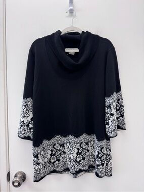 Black Cowl Neck Sweater with White Lace knit Border Size XL fits like Large